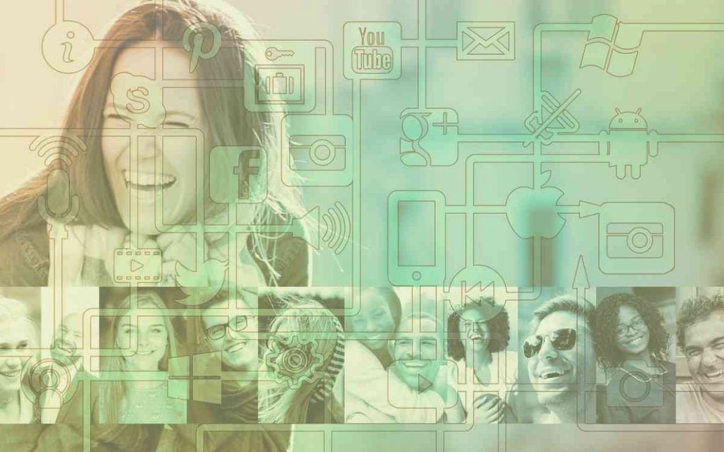Conexión entre las personas a través de las redes sociales